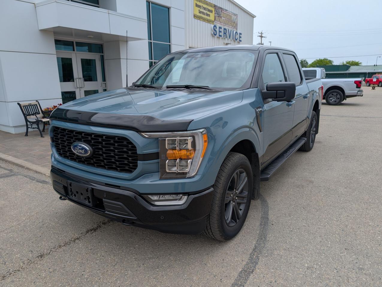 2023 Ford F-150 XLT Photo1