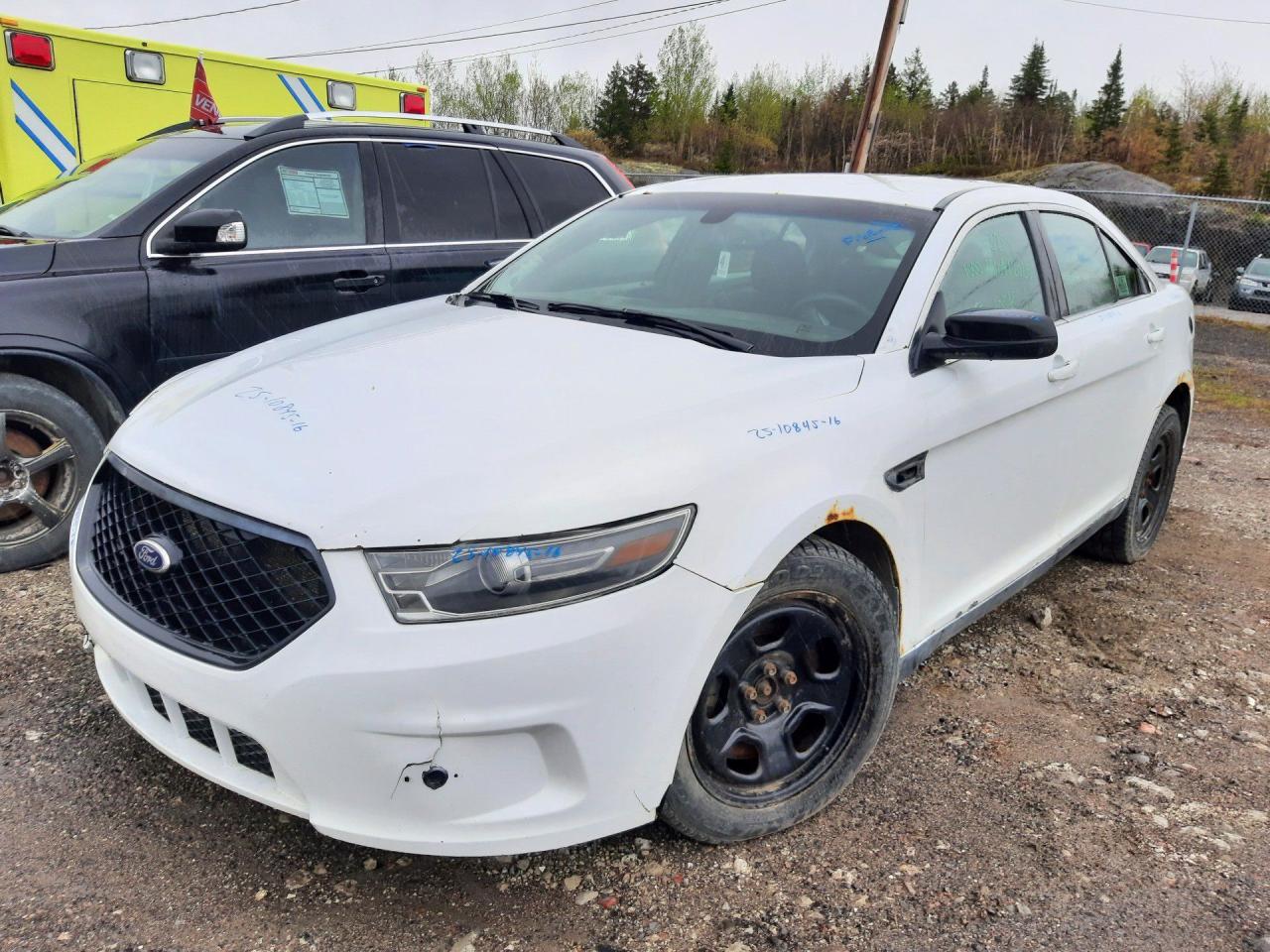 Used 2016 Ford Taurus POLICE for sale in Jonquière, QC
