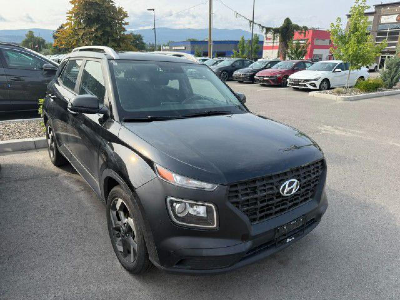 Used 2022 Hyundai Venue Preferred FORWARD COLLISION! BACKUP CAMERA! for sale in Kelowna, BC