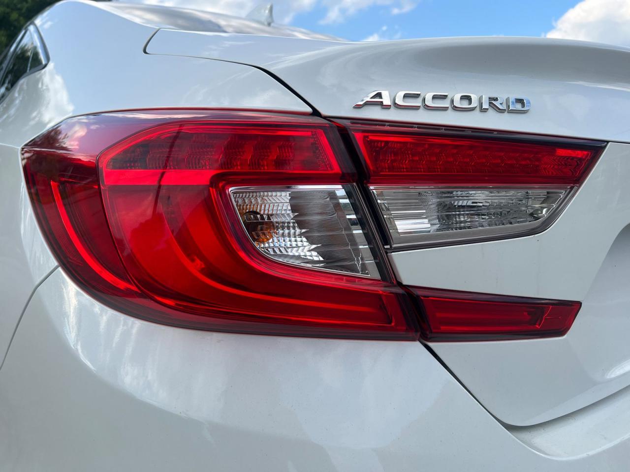 2018 Honda Accord EX-L CVT - Photo #6