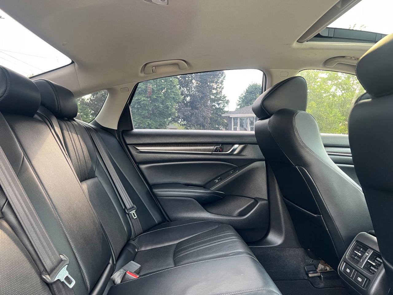 2018 Honda Accord EX-L CVT - Photo #10