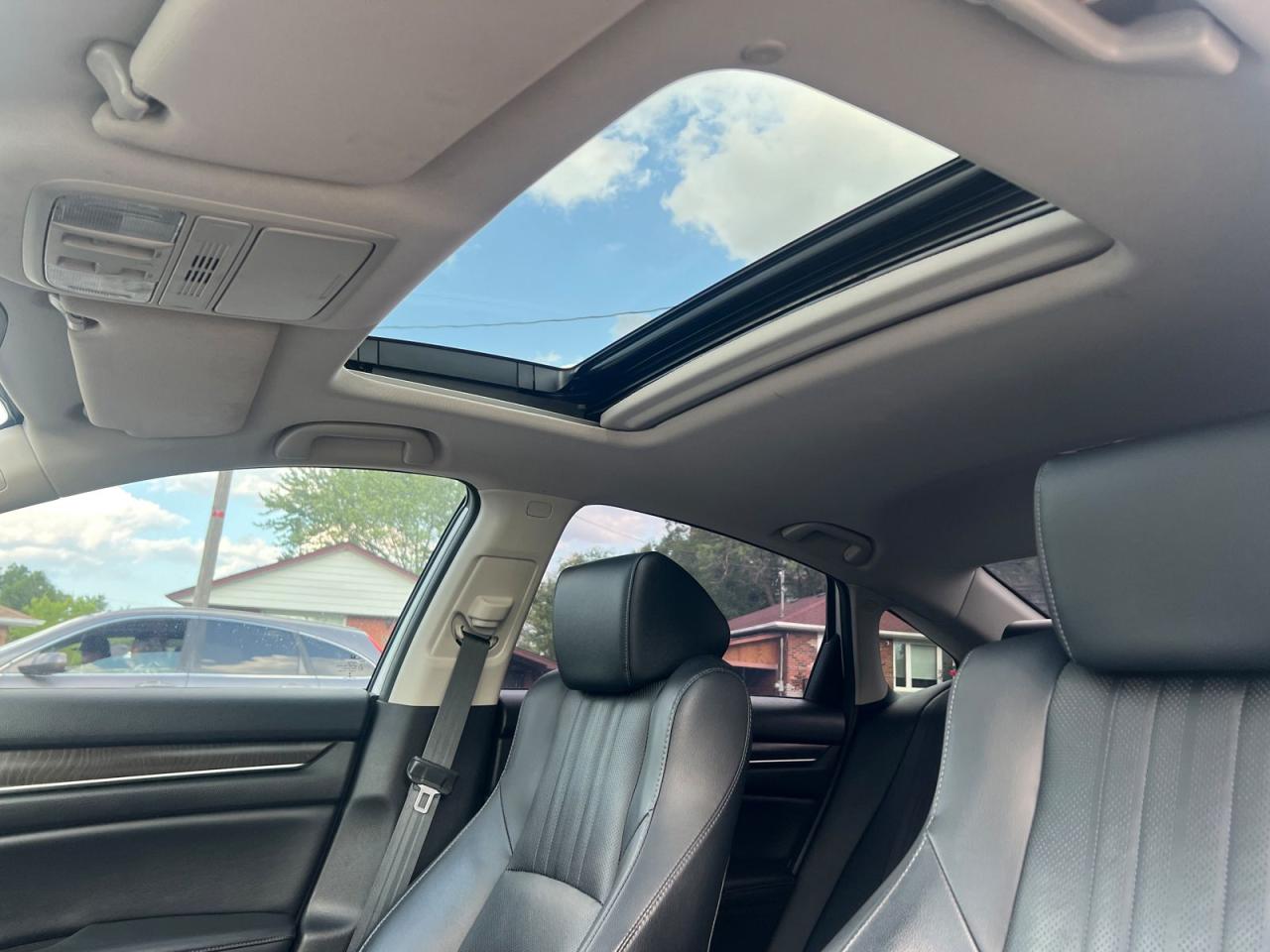 2018 Honda Accord EX-L CVT - Photo #15