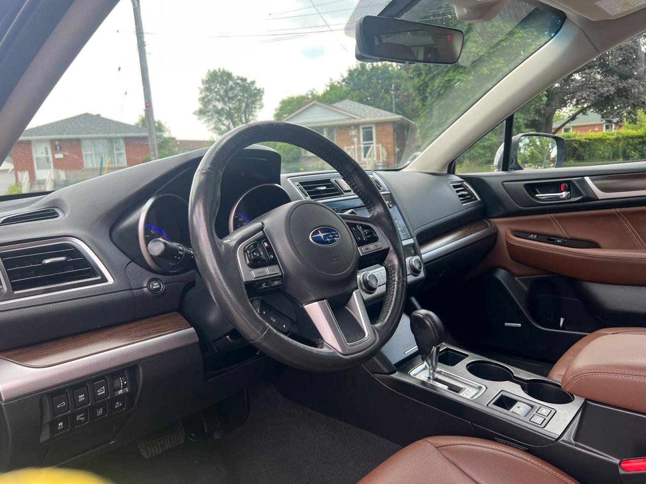 2017 Subaru Outback 2.5i Premier w/Tech Pkg - Photo #14