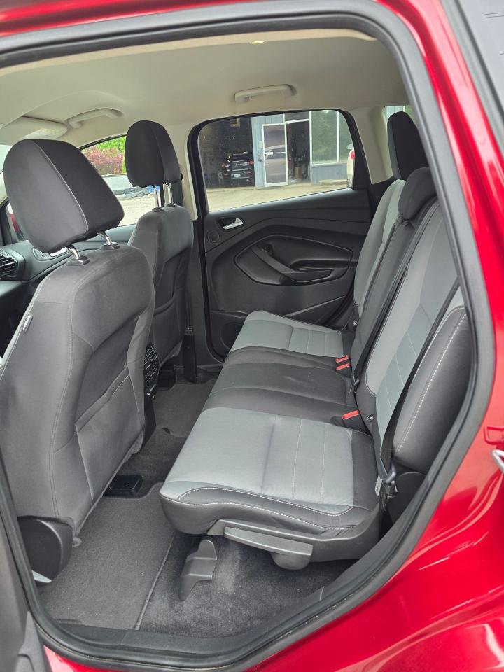 2016 Ford Escape 4WD 4dr SE - Photo #13