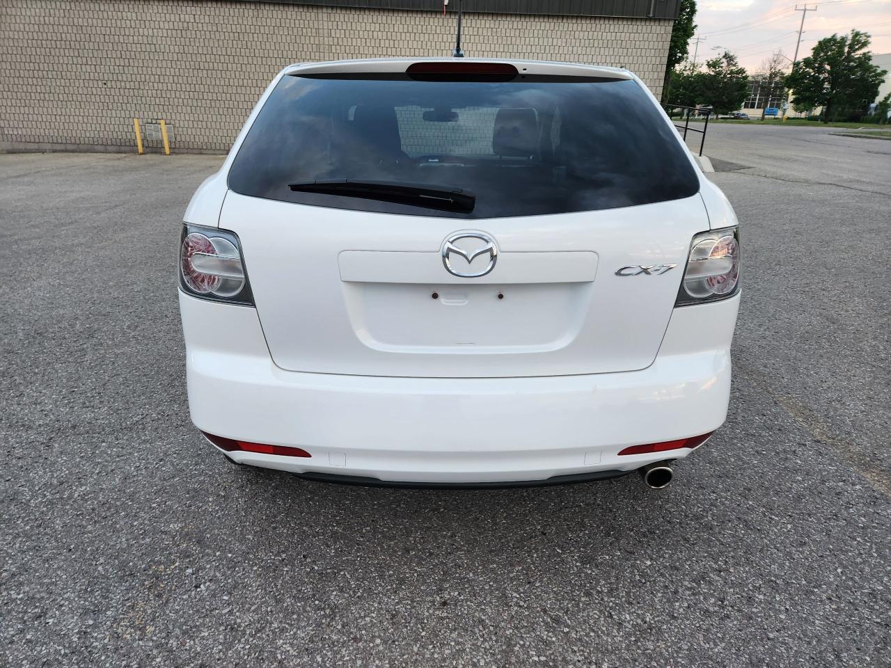 2011 Mazda CX-7 110,800 km only $8995 - Photo #4