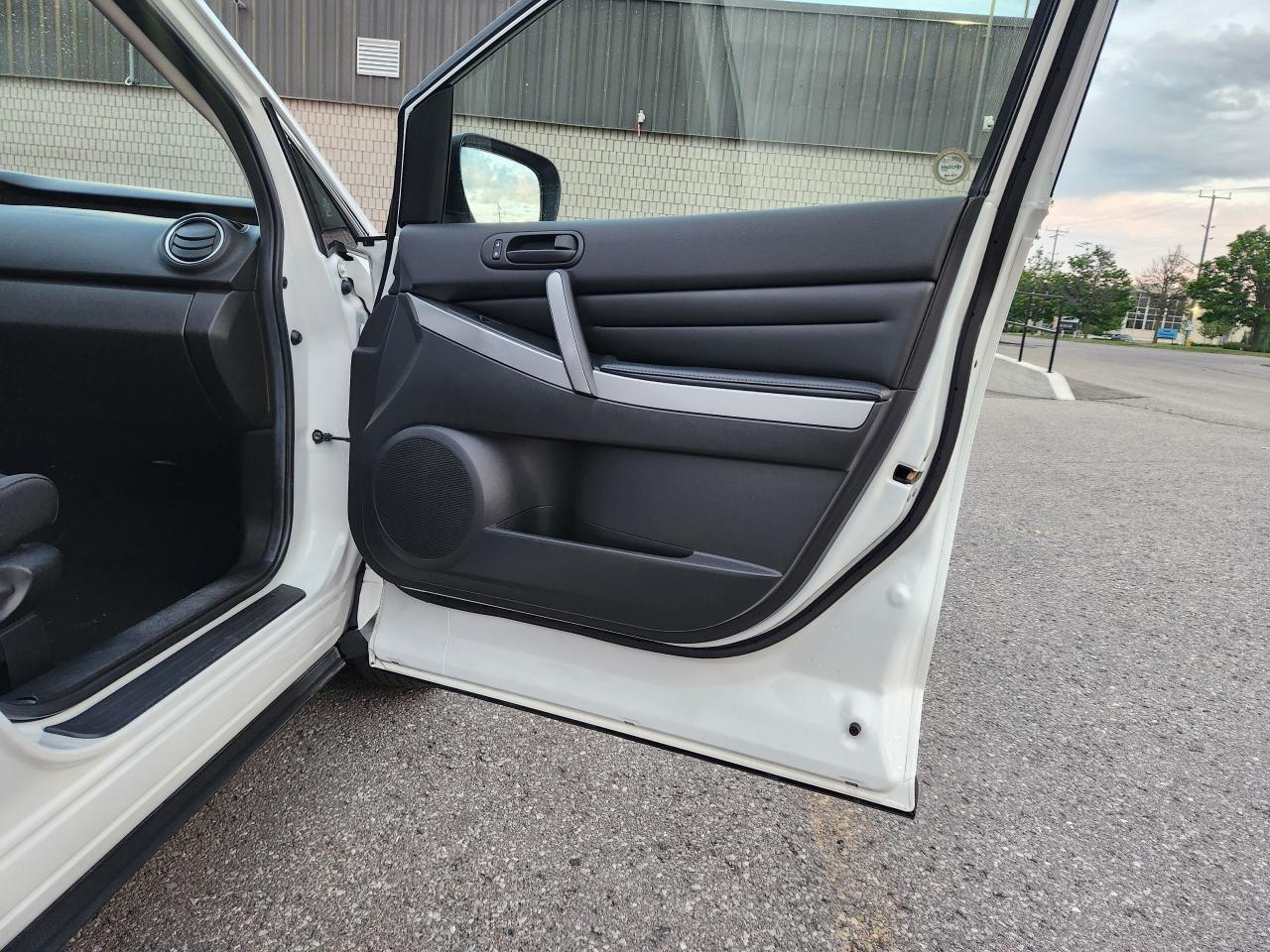 2011 Mazda CX-7 110,800 km only $8995 - Photo #15