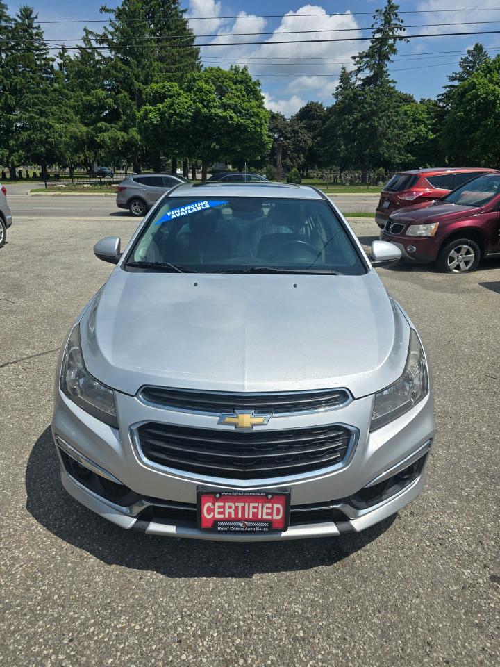 2015 Chevrolet Cruze 4dr Sdn 2LT RS - Photo #5