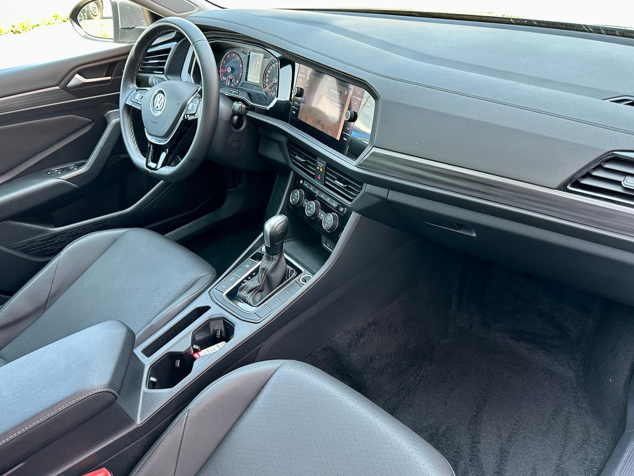 2021 Volkswagen Jetta HIGHLINE Photo