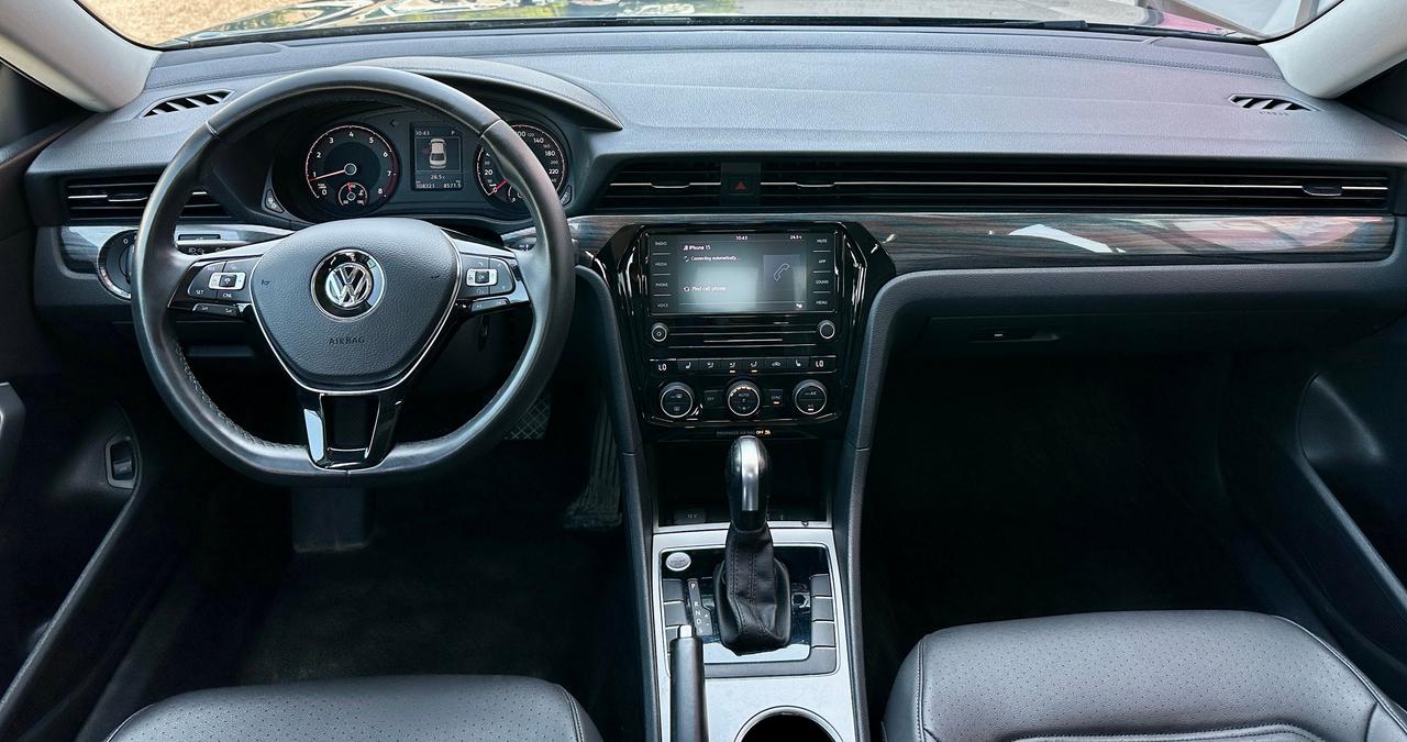 2021 Volkswagen Passat HIGHLINE Photo