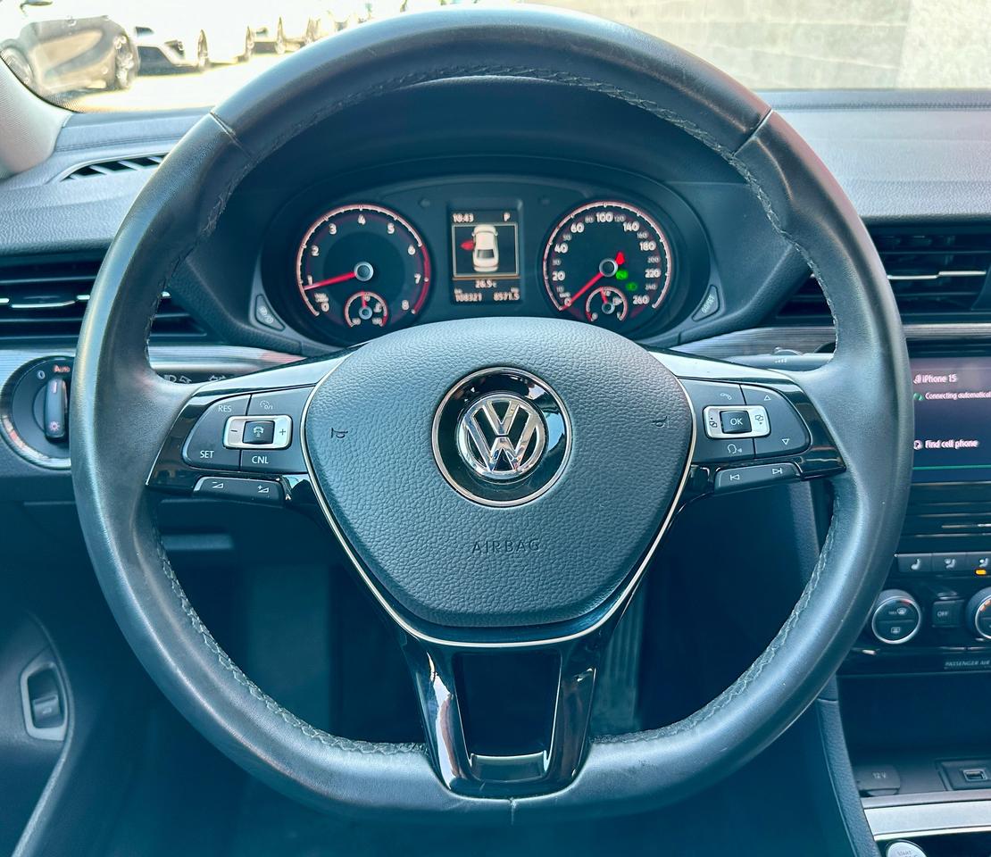 2021 Volkswagen Passat HIGHLINE Photo