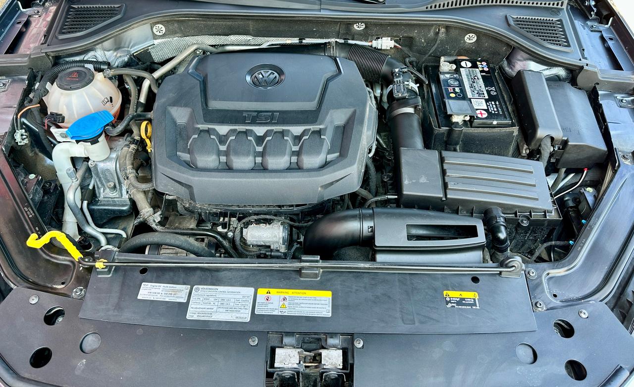 2021 Volkswagen Passat HIGHLINE Photo