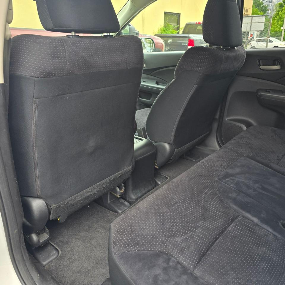2012 Honda CR-V LX - Photo #12