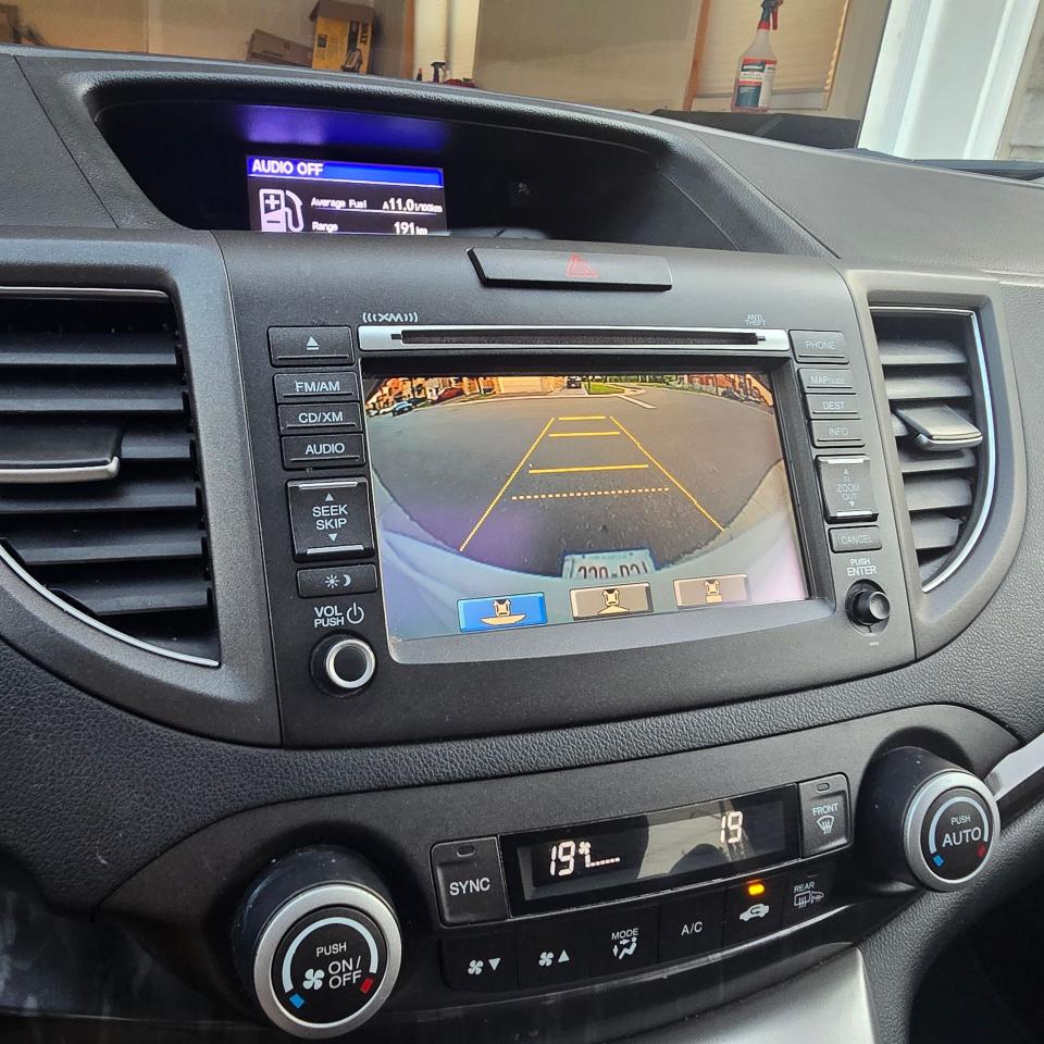 2014 Honda CR-V Touring - Photo #9