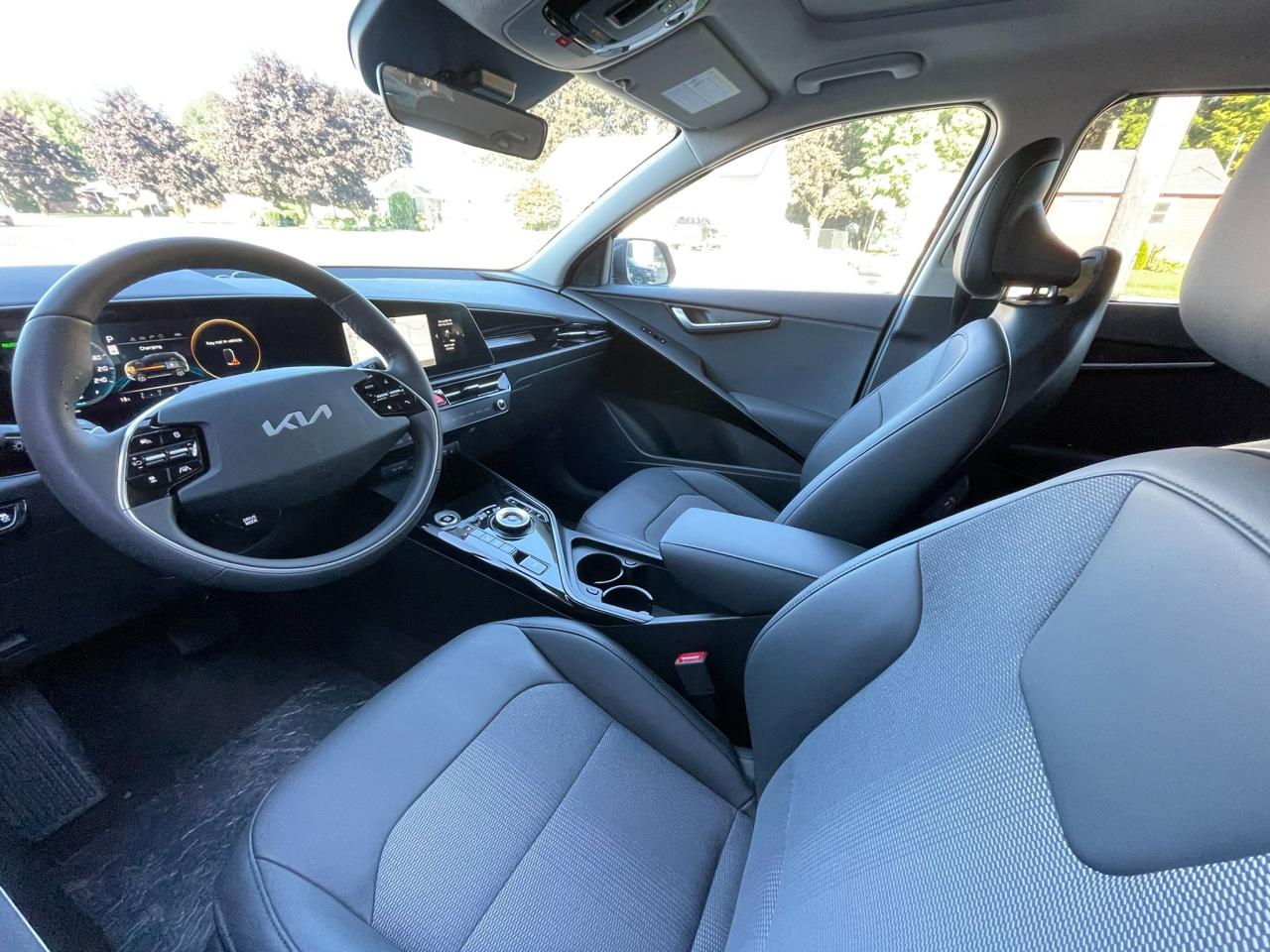 2025 Kia NIRO PLUG-IN Hybrid EX Premium Photo