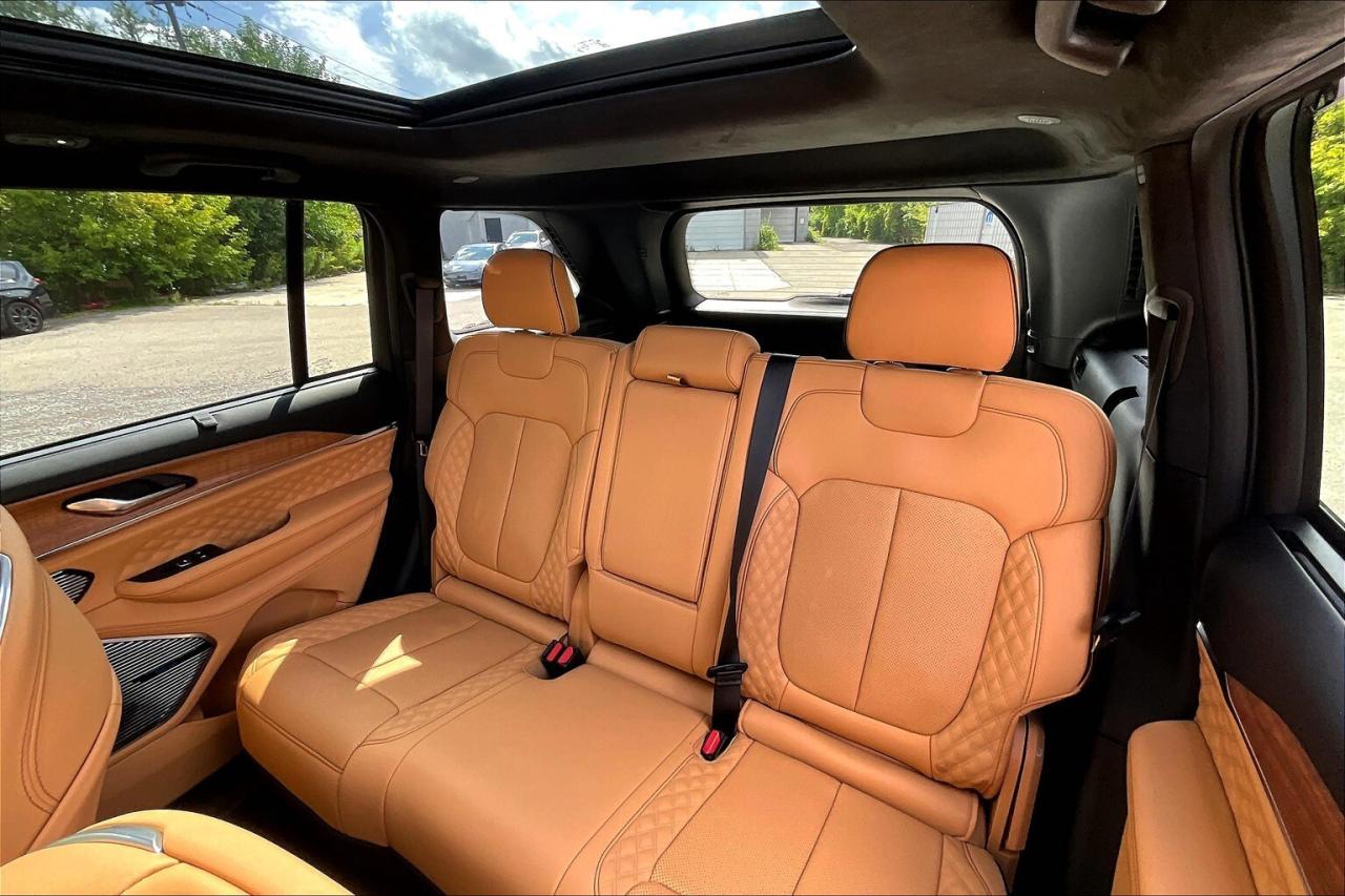 2025 Jeep Grand Cherokee SUMMIT RESERVE | Lux Tech 5 | Adv Pro Tech 4 | Photo