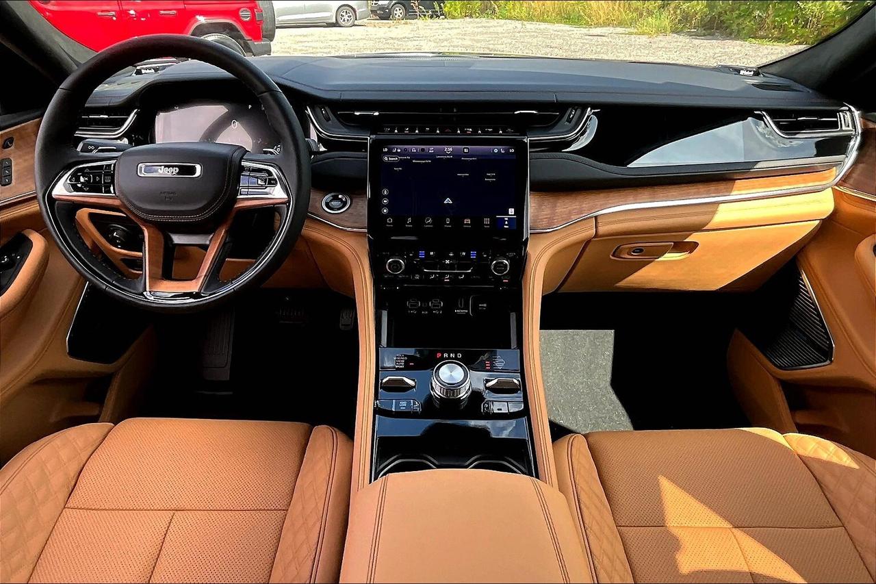 2025 Jeep Grand Cherokee SUMMIT RESERVE | Lux Tech 5 | Adv Pro Tech 4 | Photo