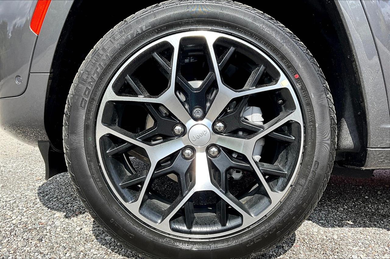 2025 Jeep Grand Cherokee SUMMIT RESERVE | Lux Tech 5 | Adv Pro Tech 4 | Photo