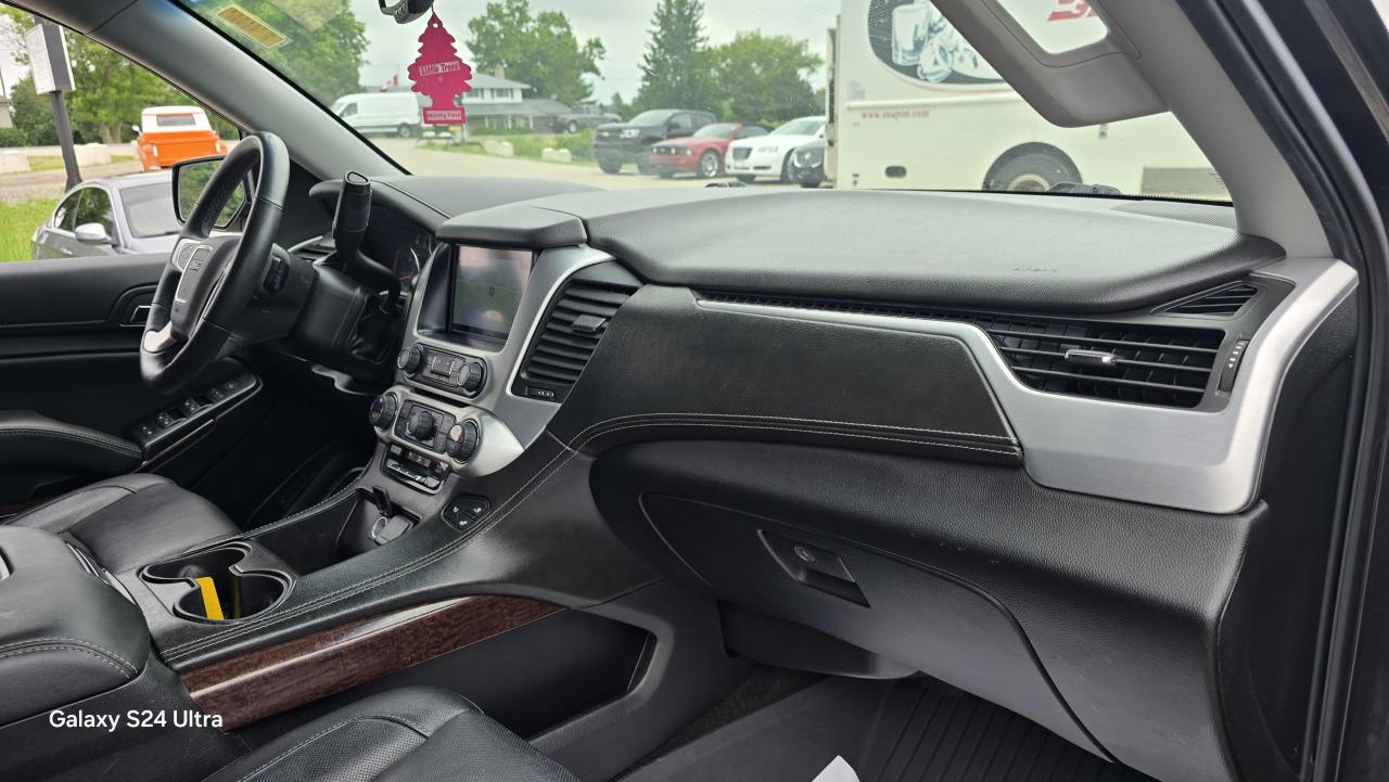 2018 GMC Yukon XL SLT - Photo #17