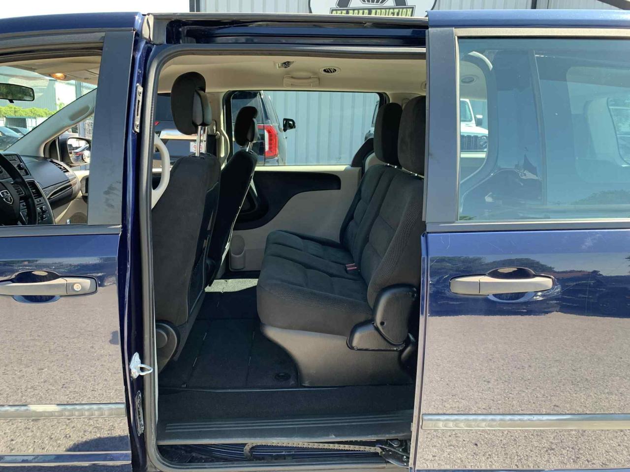 2015 Dodge Grand Caravan CANADA VALUE PACKAGE - Photo #17