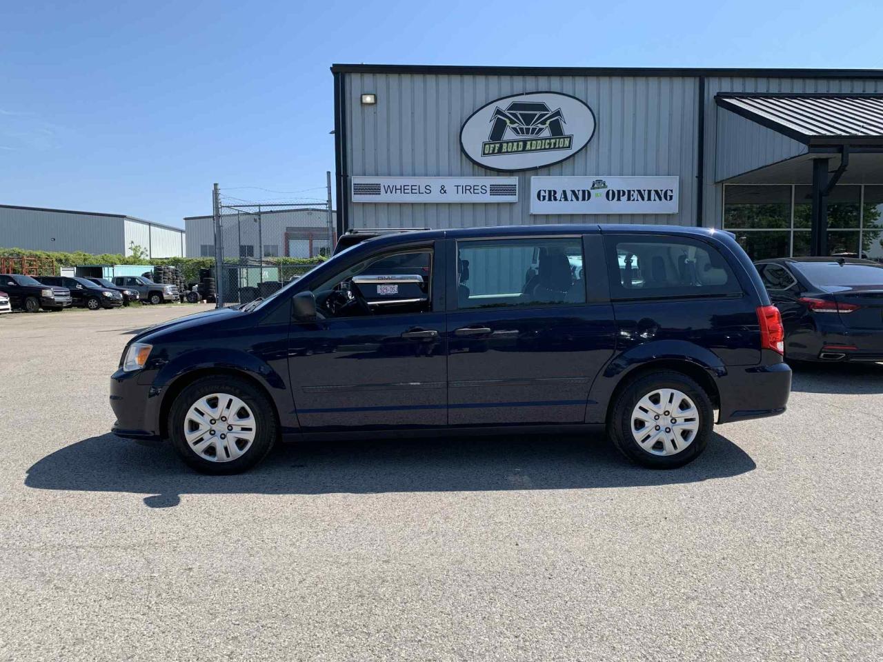 2015 Dodge Grand Caravan CANADA VALUE PACKAGE - Photo #2