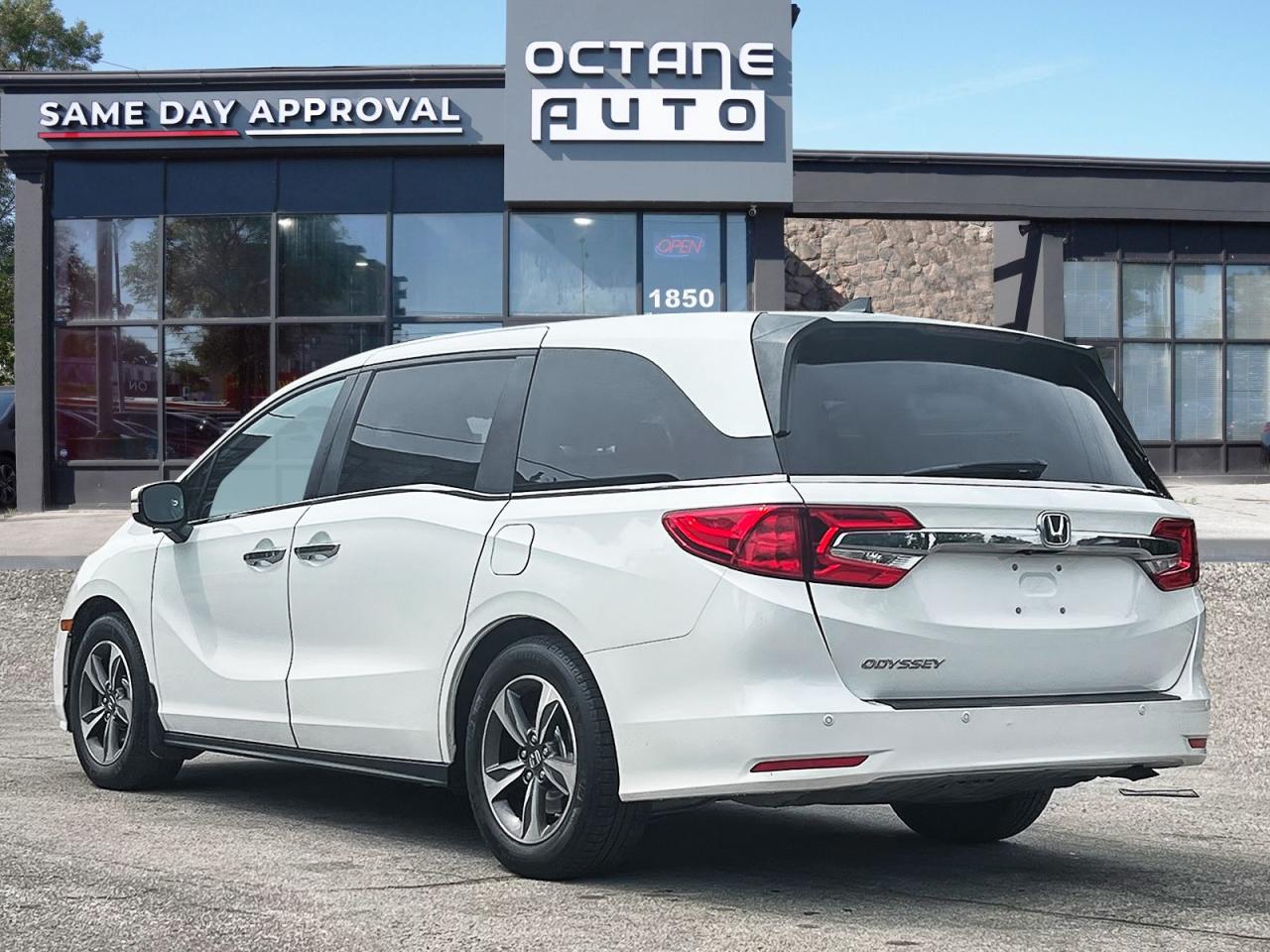 2020 Honda Odyssey EX-L - Photo #4