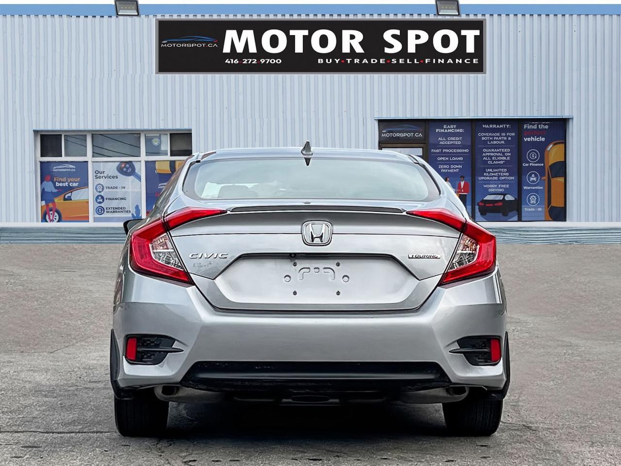 2018 Honda Civic Touring Sedan CVT - Photo #5