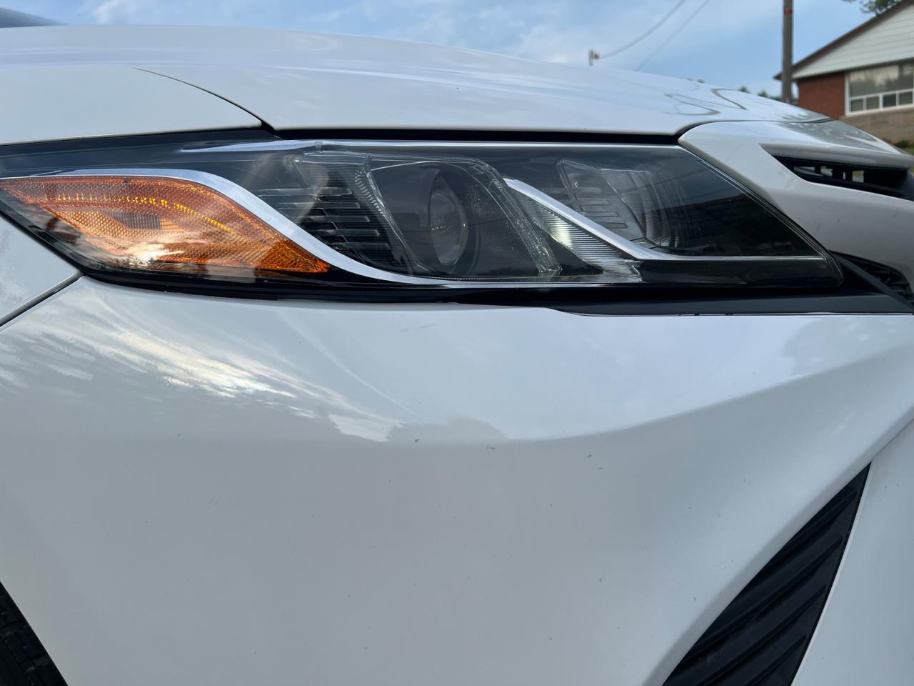 2020 Toyota Camry SE Photo