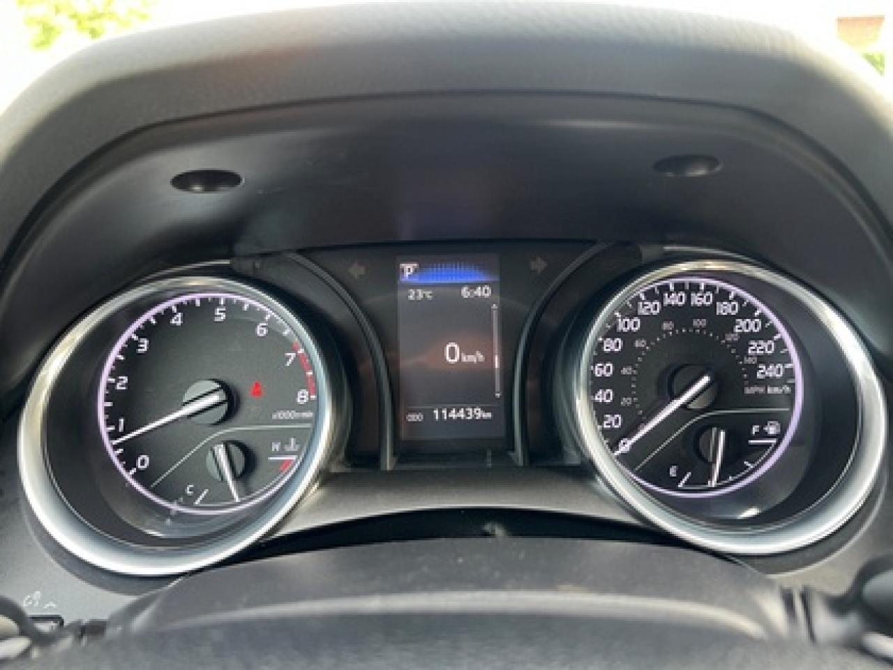 2020 Toyota Camry SE Photo