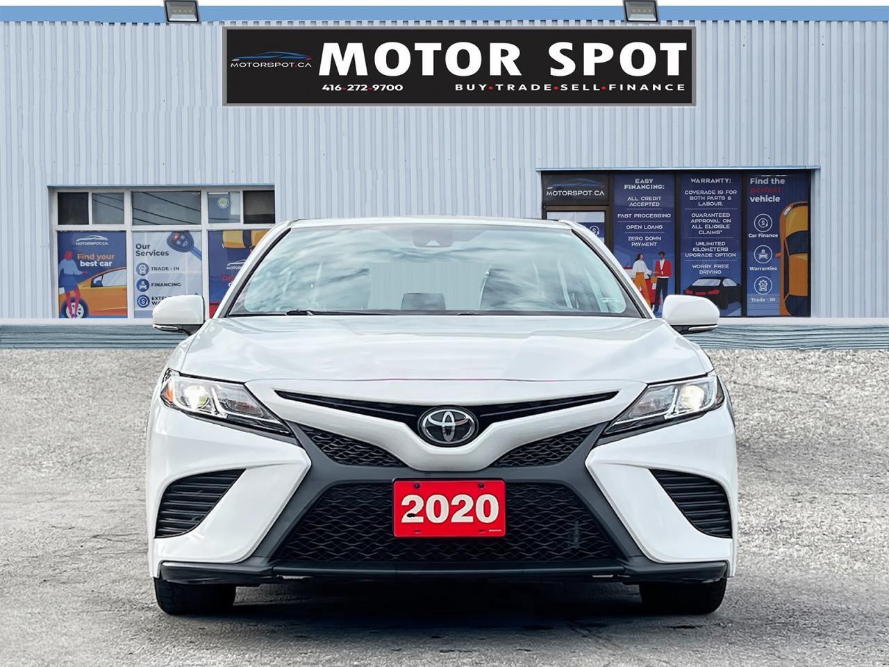 2020 Toyota Camry SE Auto Photo