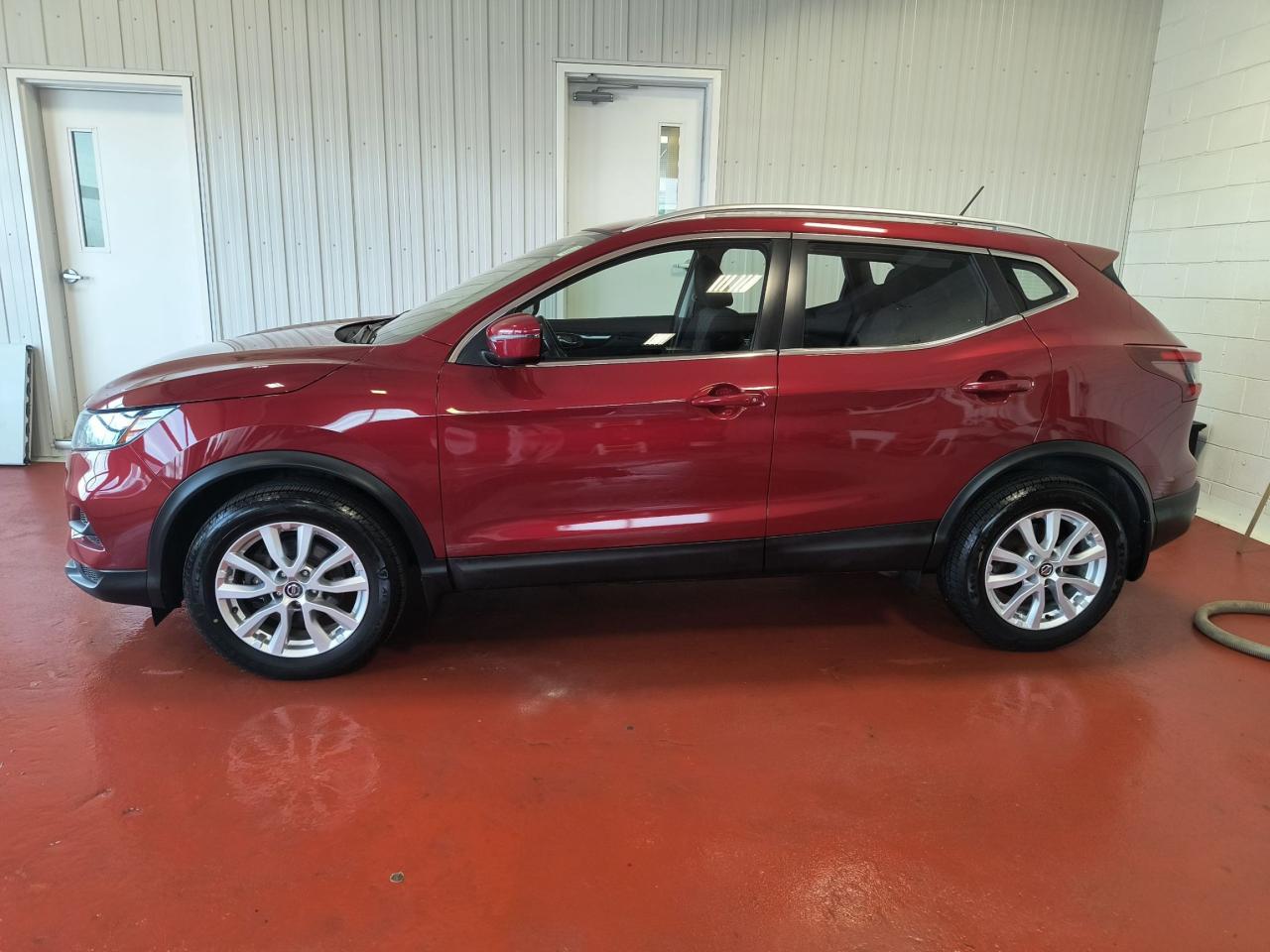 2020 Nissan Qashqai SV AWD Photo2