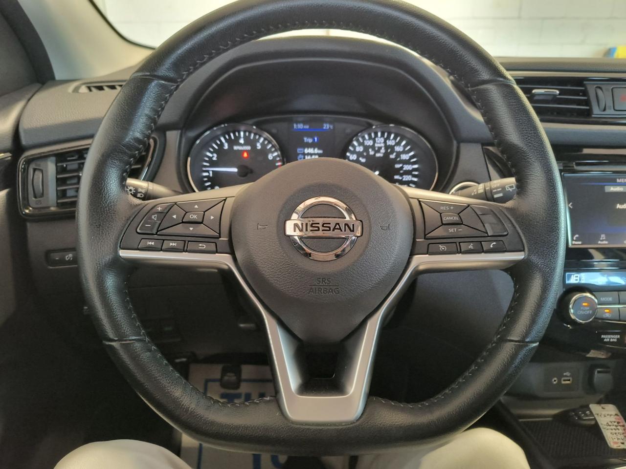 2020 Nissan Qashqai SV AWD Photo