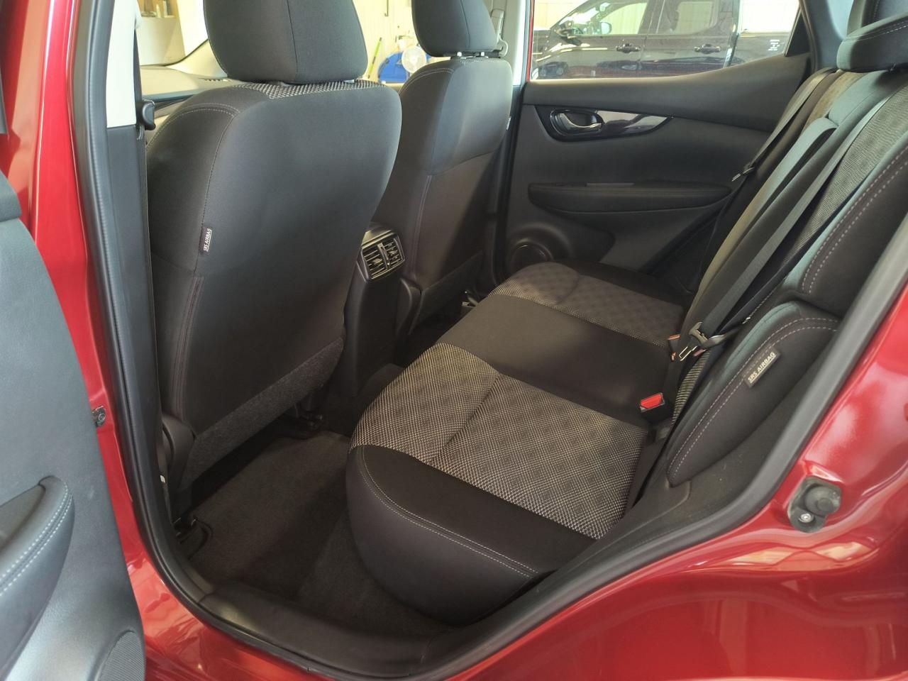 2020 Nissan Qashqai SV AWD Photo