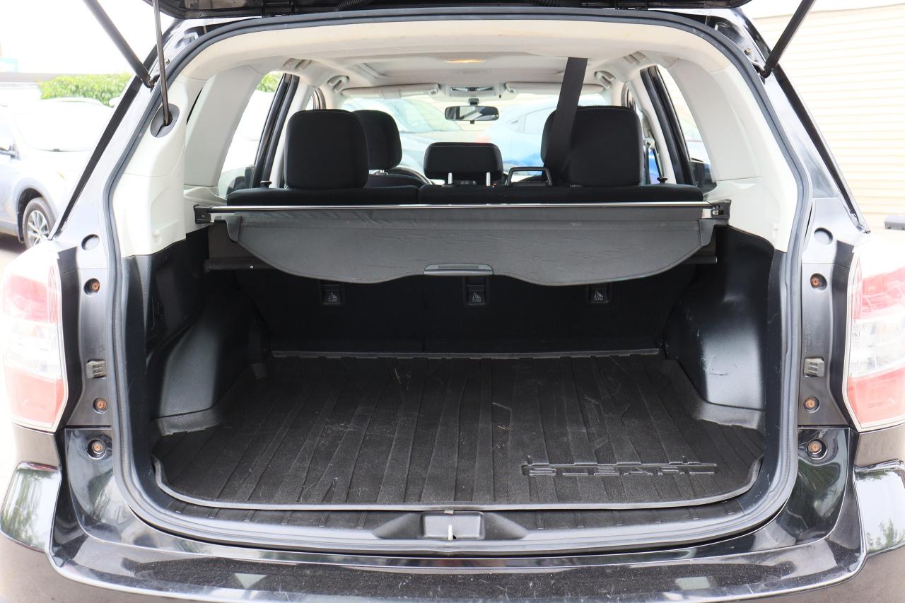 2016 Subaru Forester Touring | Auto | Pano Roof | Reverse Cam | Alloys Photo68