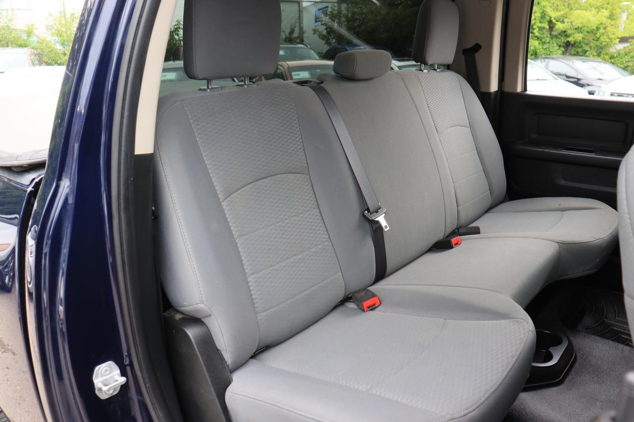 2018 RAM 1500 Express | Crew Cab | 5.7 L Hemi | Cam | Tinted ++ Photo27