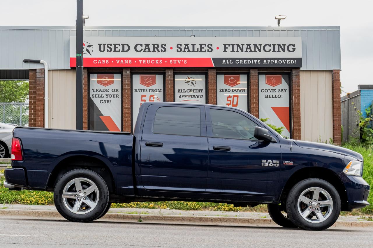 Used 2018 RAM 1500 Express | Crew Cab | 5.7 L Hemi | Cam | Tinted ++ for sale in Oshawa, ON