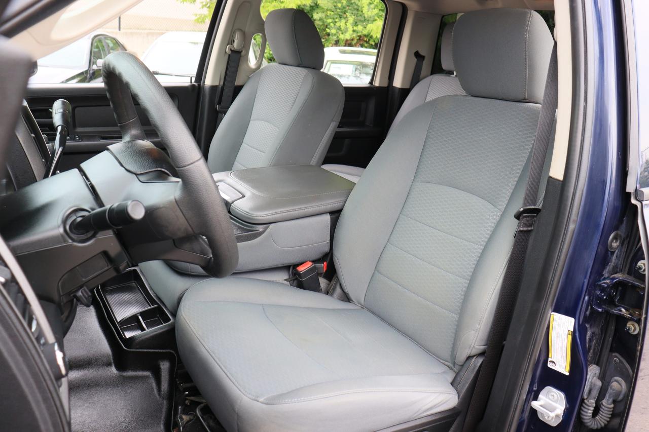2018 RAM 1500 Express | Crew Cab | 5.7 L Hemi | Cam | Tinted ++ Photo61