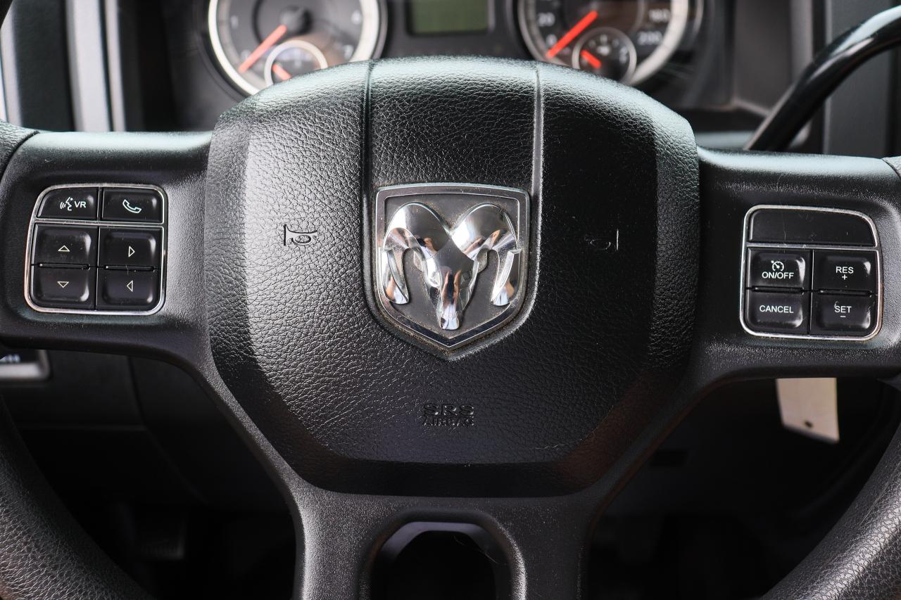2018 RAM 1500 Express | Crew Cab | 5.7 L Hemi | Cam | Tinted ++ Photo53