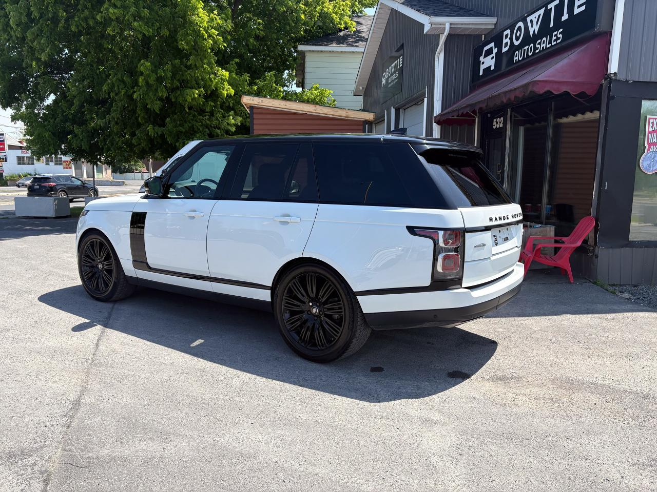 2020 Land Rover Range Rover HSE - Photo #2