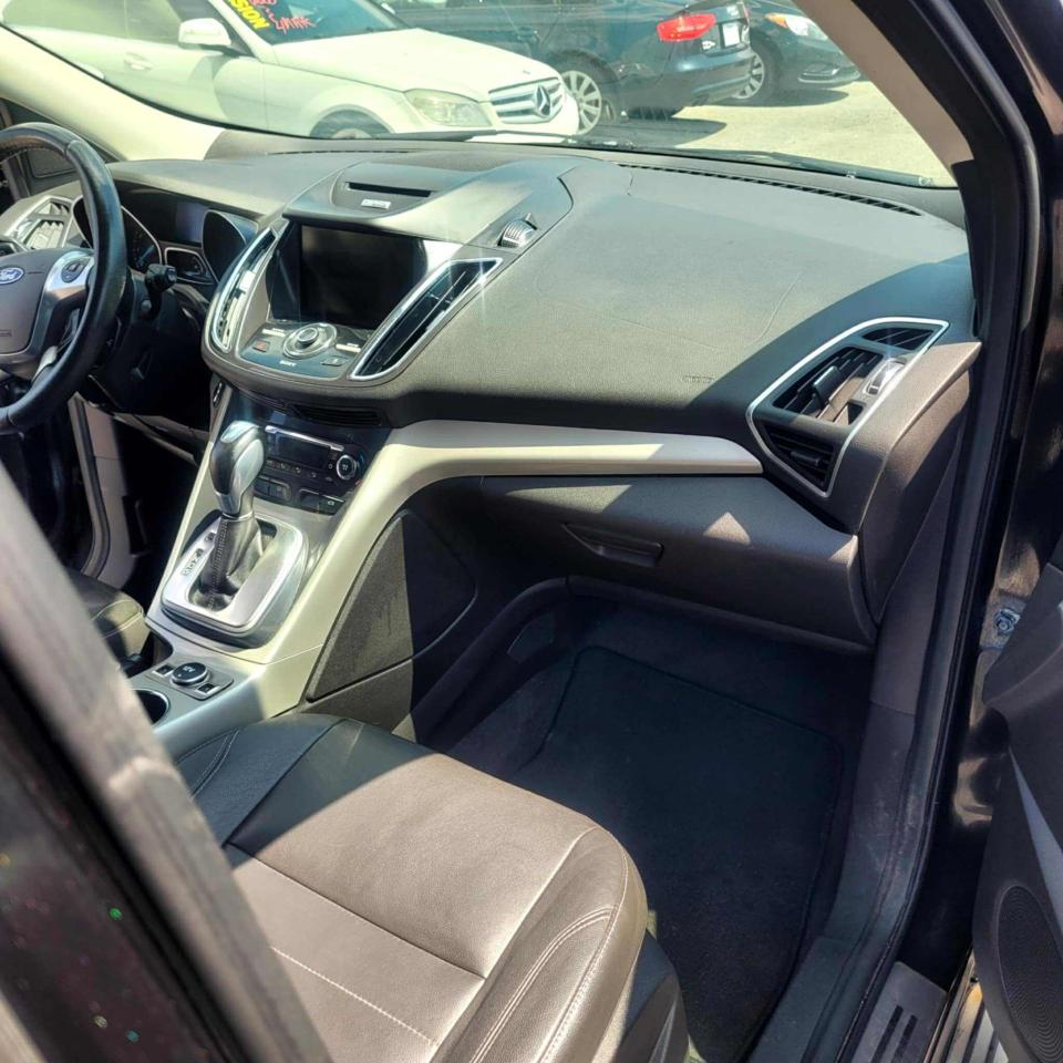 2013 Ford Escape SEL - Photo #7