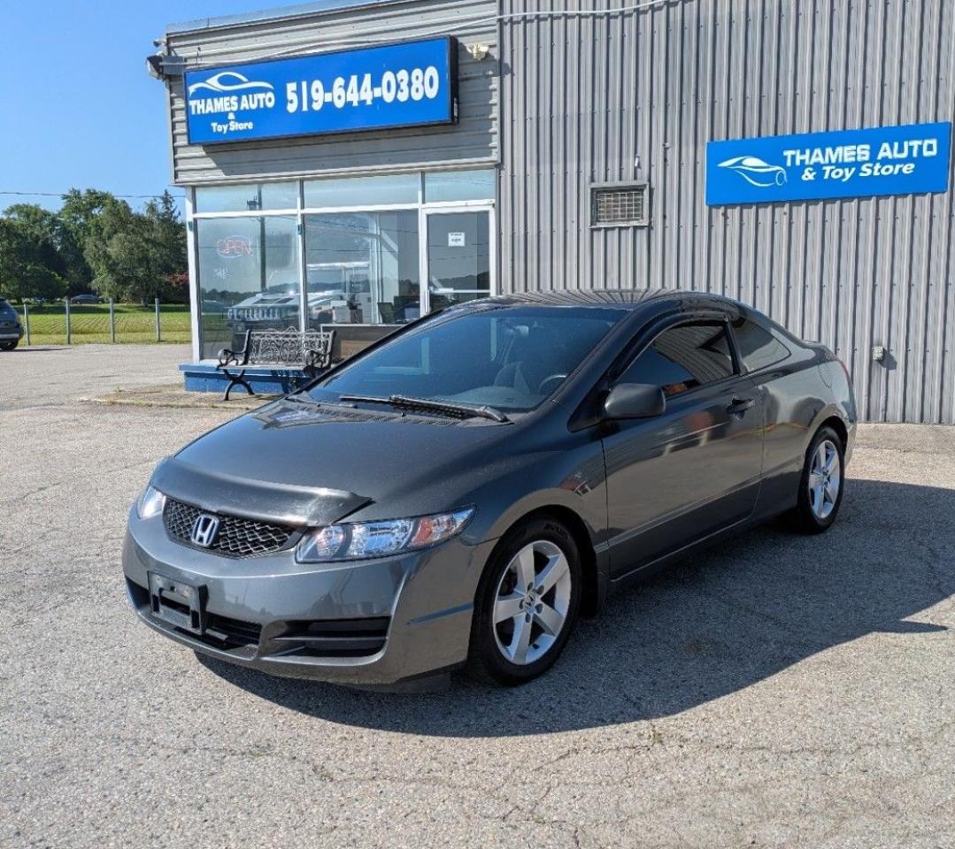 Used 2011 Honda Civic DX-G for sale in Belmont, ON