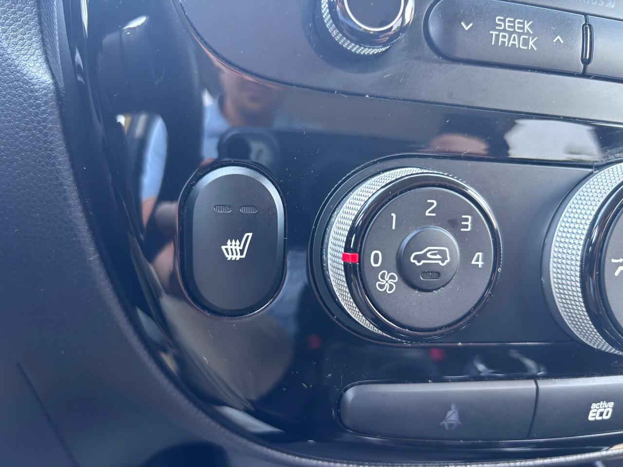 2015 Kia Soul EX LOADED LOTS OF SERVICE - Photo #24