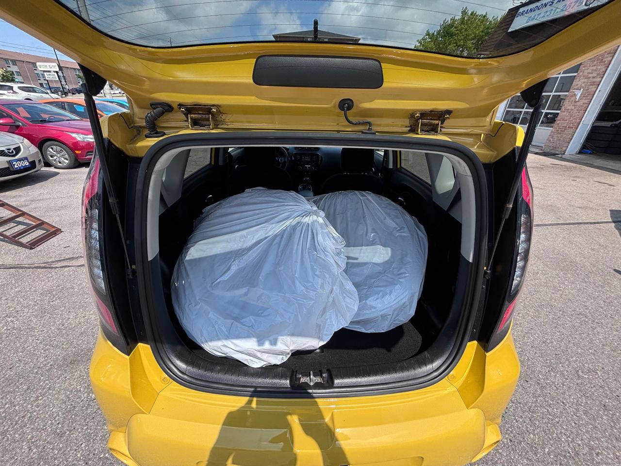 2015 Kia Soul EX LOADED LOTS OF SERVICE - Photo #12
