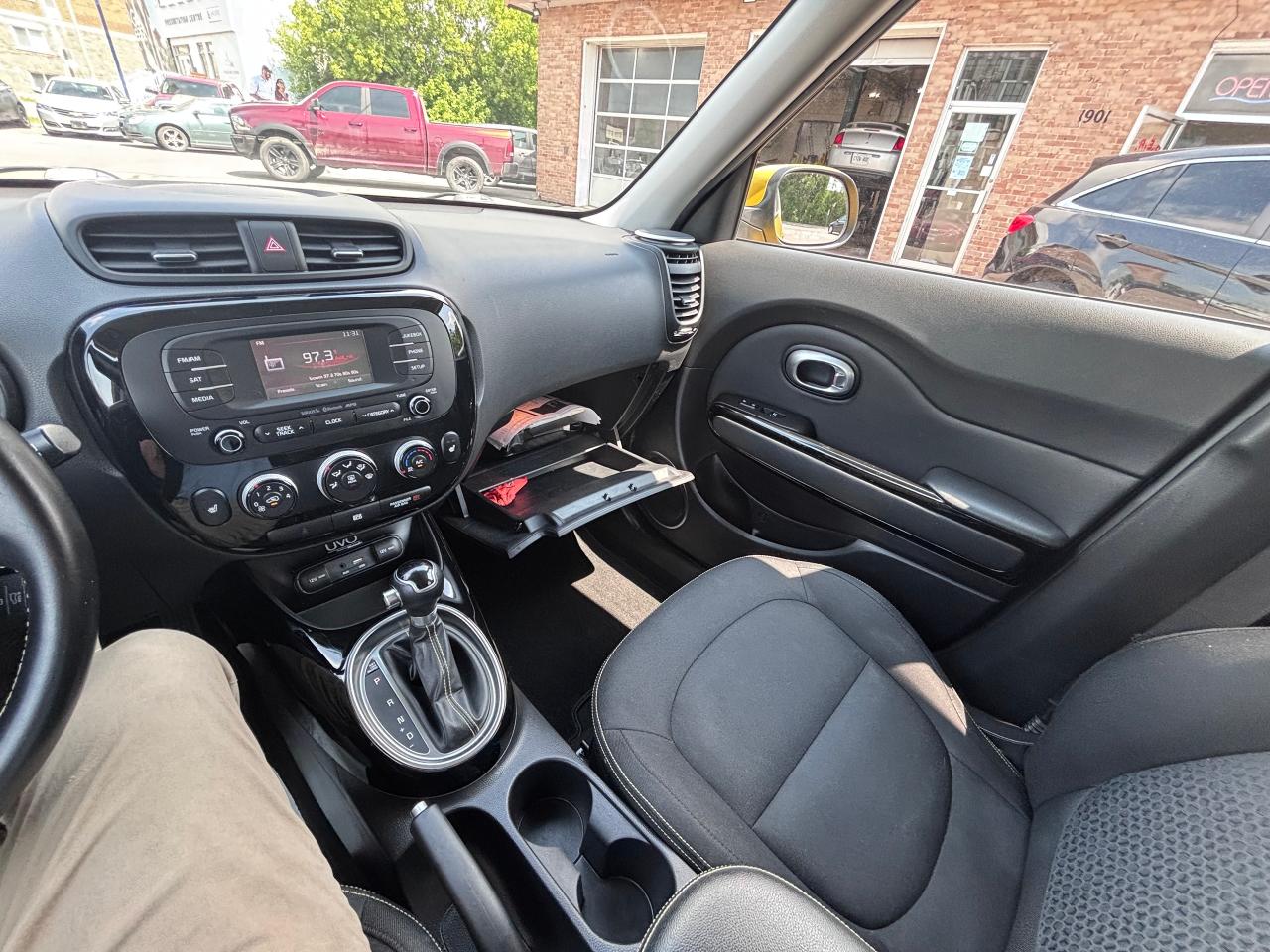 2015 Kia Soul EX LOADED LOTS OF SERVICE - Photo #25