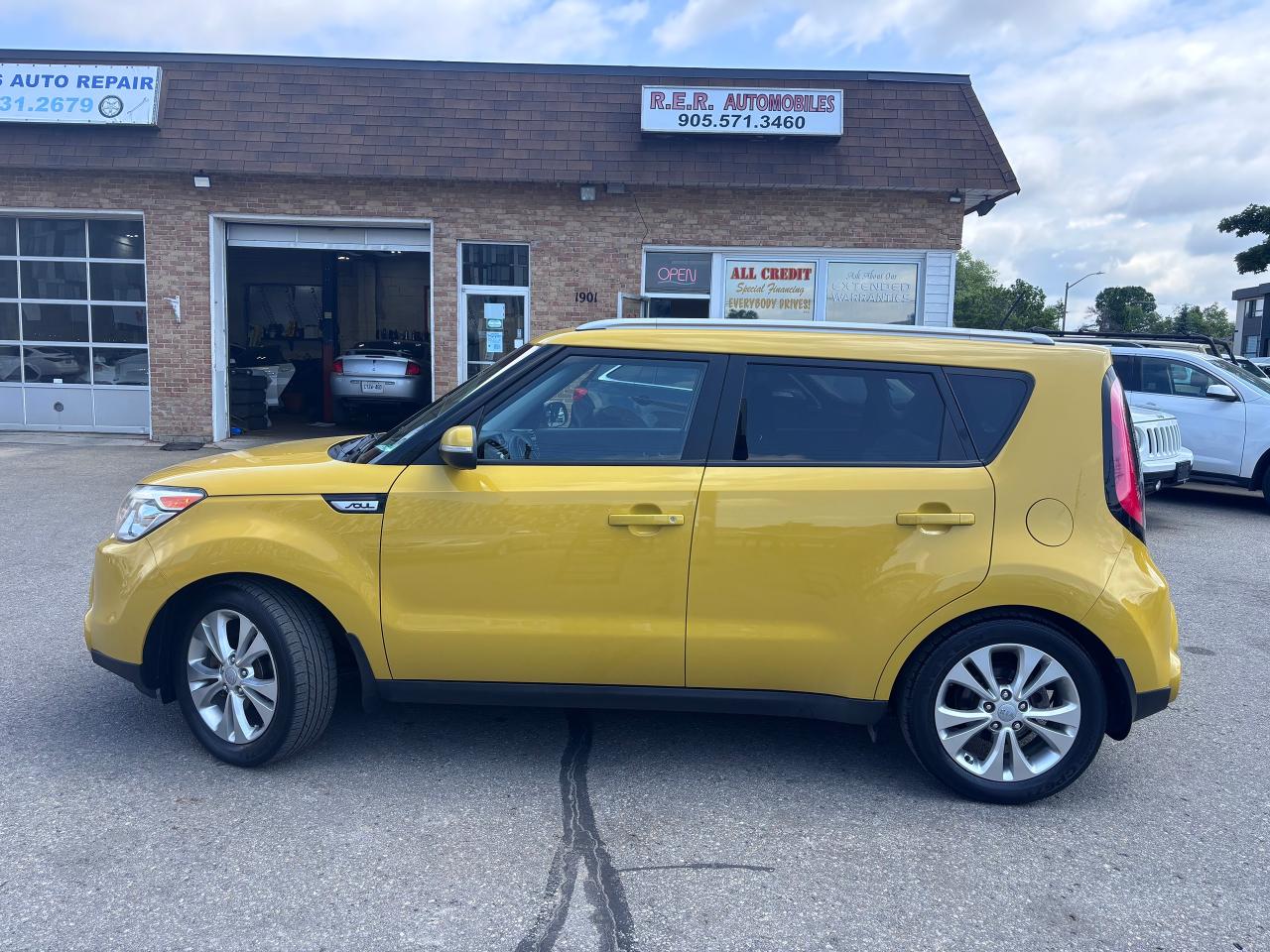 Used 2015 Kia Soul EX LOADED LOTS OF SERVICE for sale in Oshawa, ON