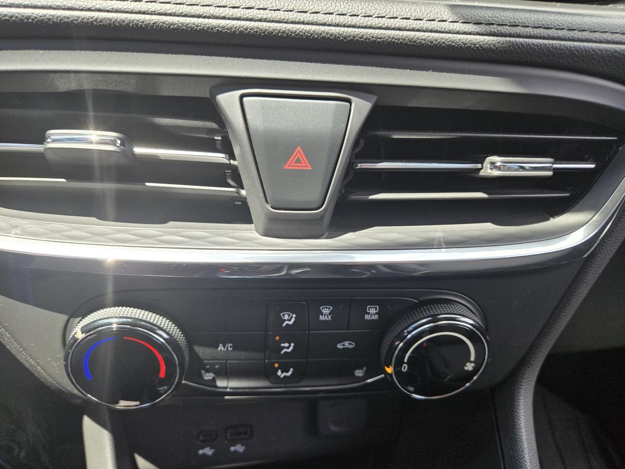 2024 Buick Encore GX Preferred - Photo #9