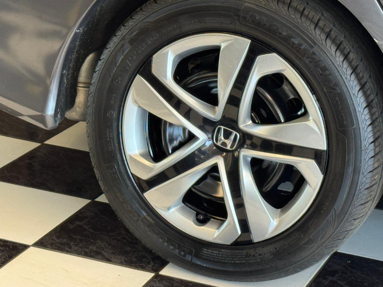 2018 Honda Civic LX+Camera+ApplePlay+Heated Seats+A/C Photo45