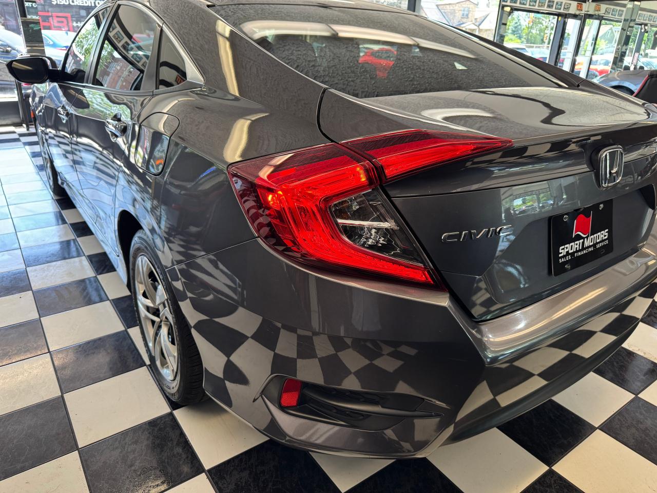 2018 Honda Civic LX+Camera+ApplePlay+Heated Seats+A/C Photo31