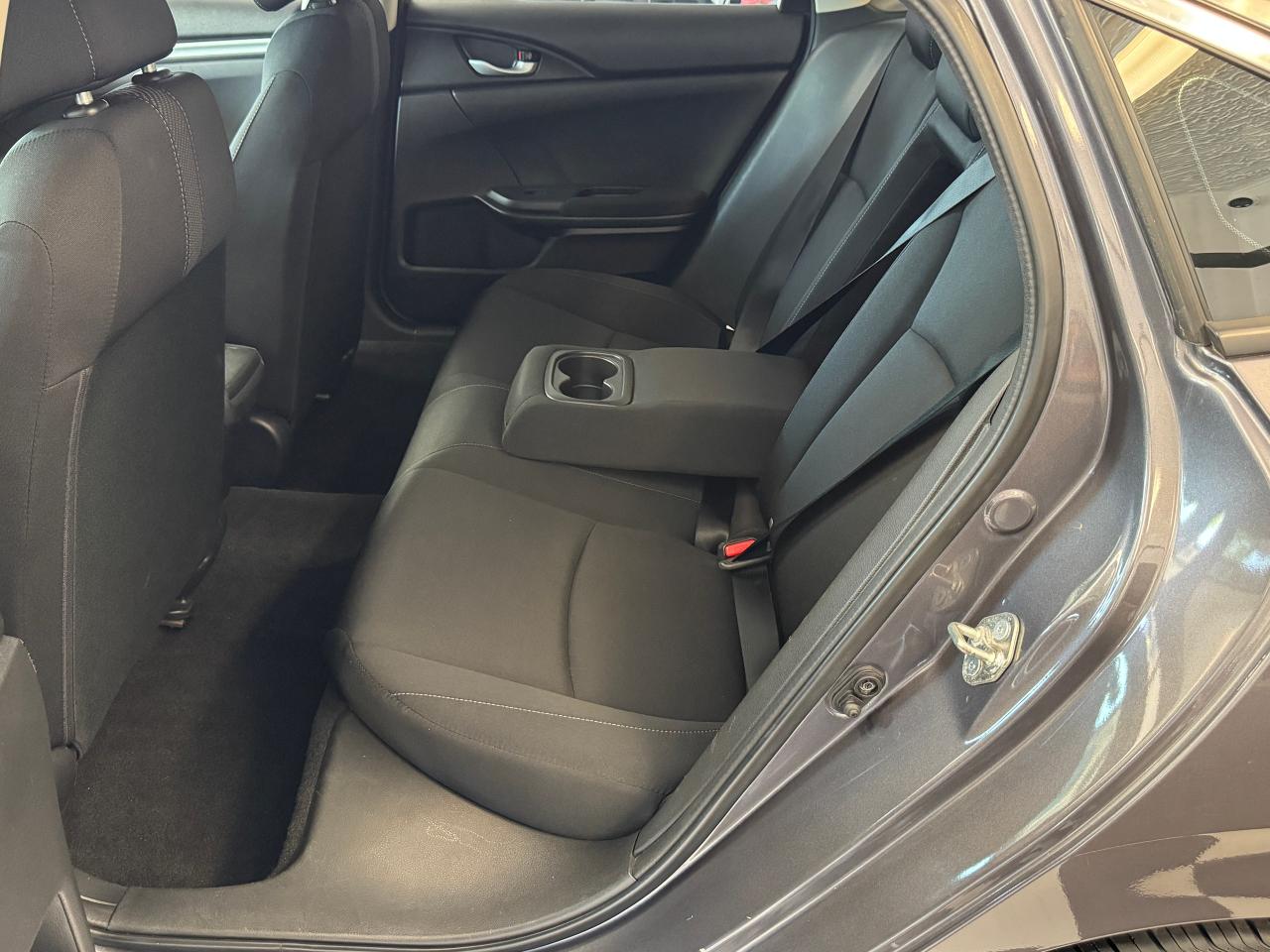 2018 Honda Civic LX+Camera+ApplePlay+Heated Seats+A/C Photo20