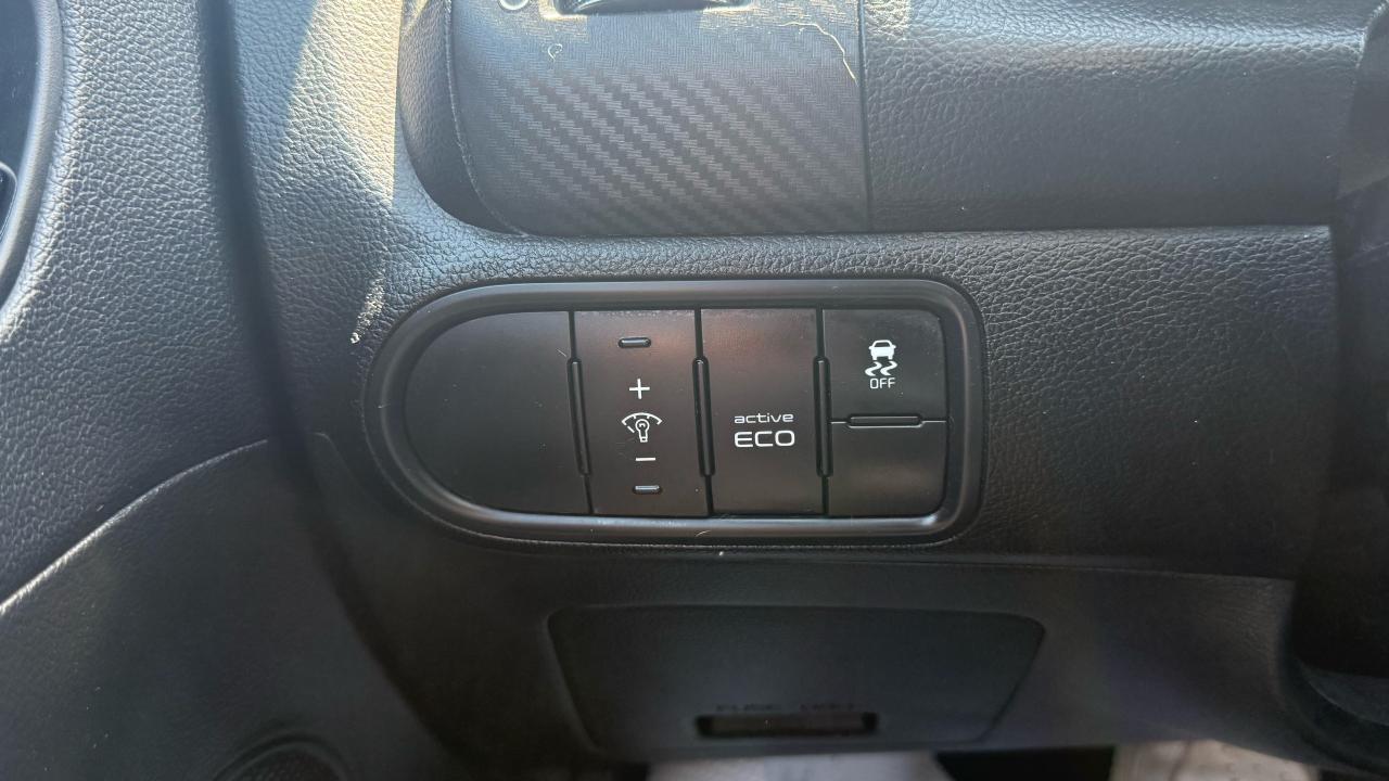 2014 Kia Forte EX - Photo #17