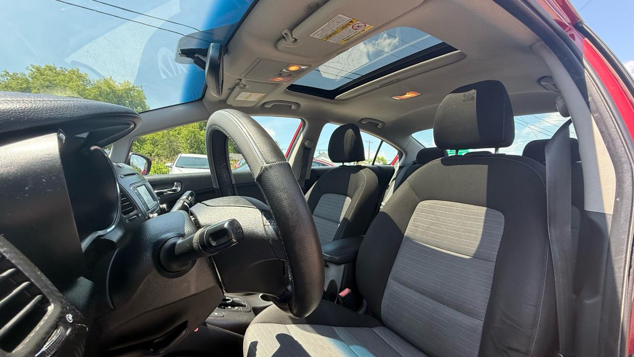 2014 Kia Forte EX - Photo #9